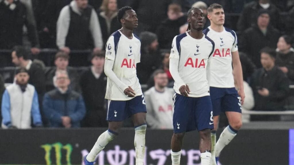 Line-ups, stats and preview as Spurs battle relegation on final day Line-ups, stats and preview as Spurs battle relegation on final day