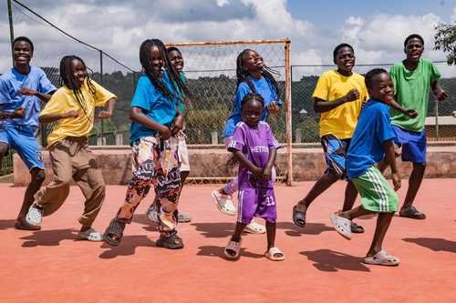 Los Ghetto Kids esperan ansiosos bailar con Shakira en el Mundial Los Ghetto Kids esperan ansiosos bailar con Shakira en el Mundial