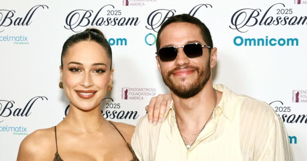 Los nuevos padres Pete Davidson y Elsie Hewitt abandonan la pareja – Celebrity Land
