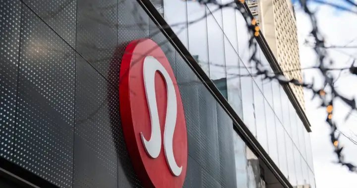 Lululemon founder ends proxy fight, agrees to stay quiet on brand direction – National Lululemon founder ends proxy fight, agrees to stay quiet on brand direction - National