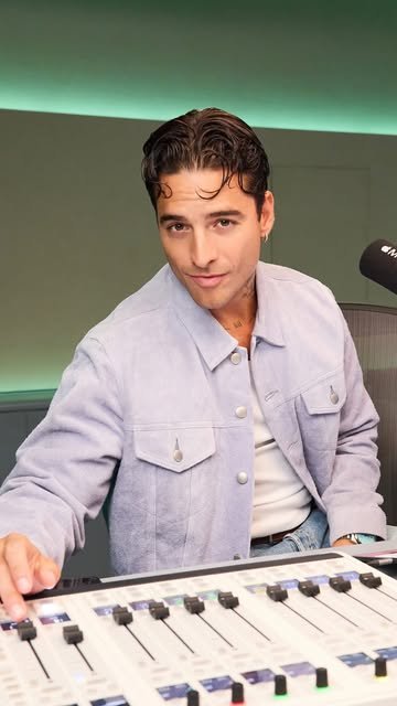 Maluma Opens Up About Fatherhood And The Making Of ‘Loco X Volver’ Maluma Opens Up About Fatherhood And The Making Of ‘Loco X Volver’