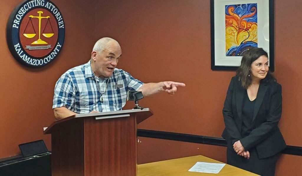 Man wrongly convicted of killing 2 Michigan hunters in 1990 agrees to $5.25M settlement