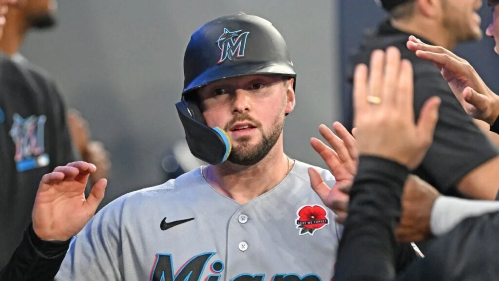 Marlins' Canadian sluggers lead the way in win vs. Blue Jays