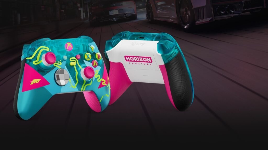 Microsoft's Xbox Controller Refresh Kills Its Underused Accessory Port