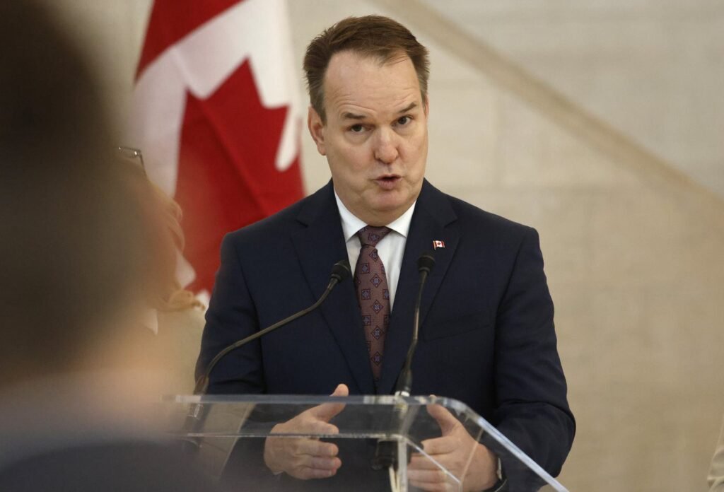 Minister says Liberals want committees 'open' after Tories accuse them of secrecy