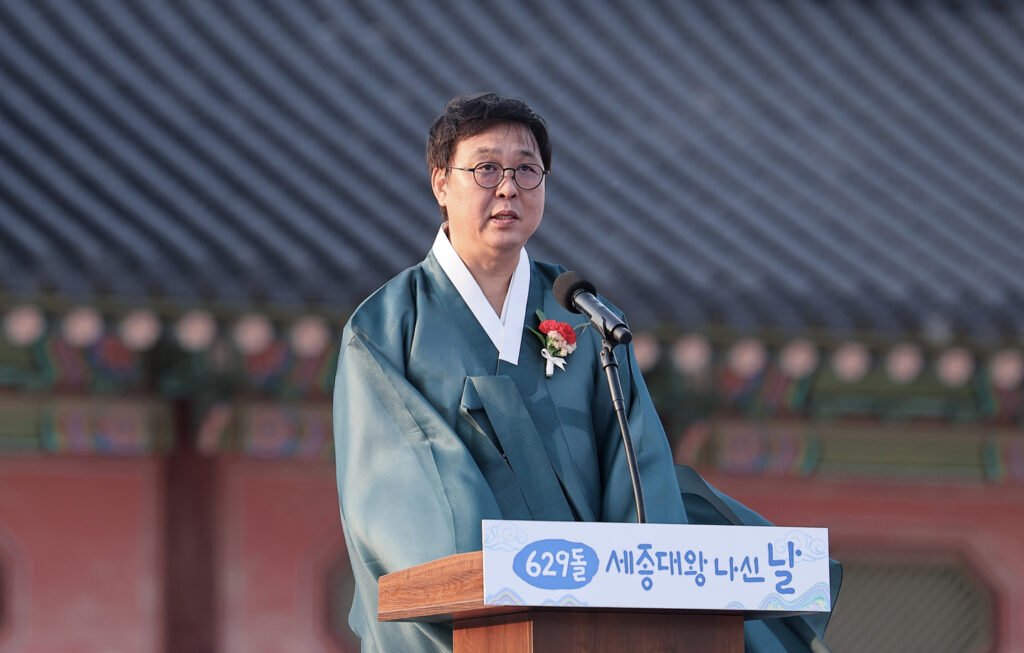 Ministro de Cultura felicita al director de cine Jin Mi-song por su victoria en Cannes – Celebrity Land