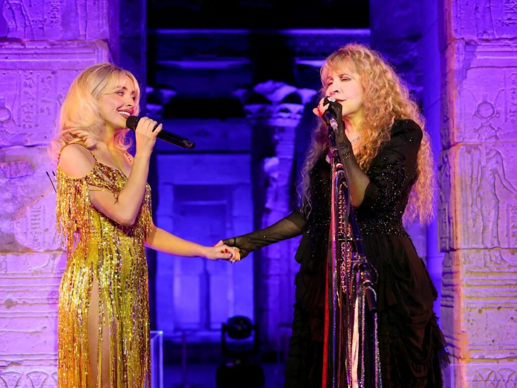 Mira a Sabrina Carpenter y Stevie Nicks interpretar ‘Landslide’ en la Met Gala – Celebrity Land