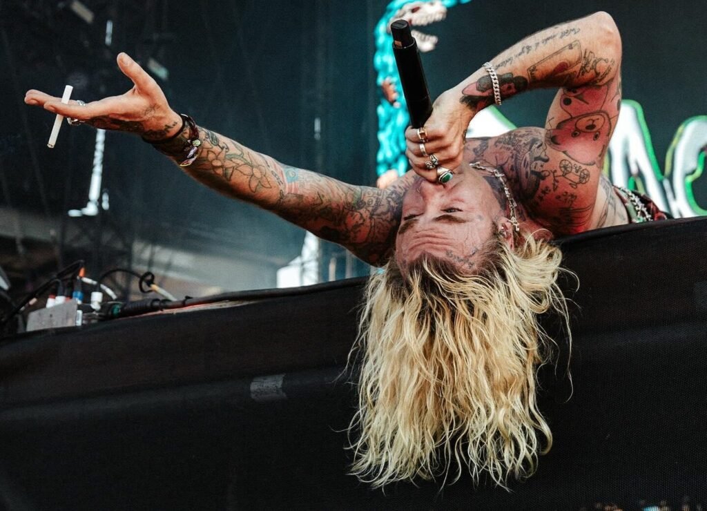 Mod Sun Marks Seven Years Sober with a Free Show for 300 People