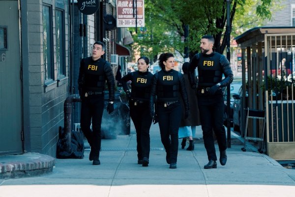 Monday TV Ratings: FBI, The 1% Club, Sullivan’s Crossing, Celebrity Wheel of Fortune, 2026 NBA Playoffs – canceled + renewed TV shows, ratings Monday TV Ratings: FBI, The 1% Club, Sullivan's Crossing, Celebrity Wheel of Fortune, 2026 NBA Playoffs - canceled + renewed TV shows, ratings