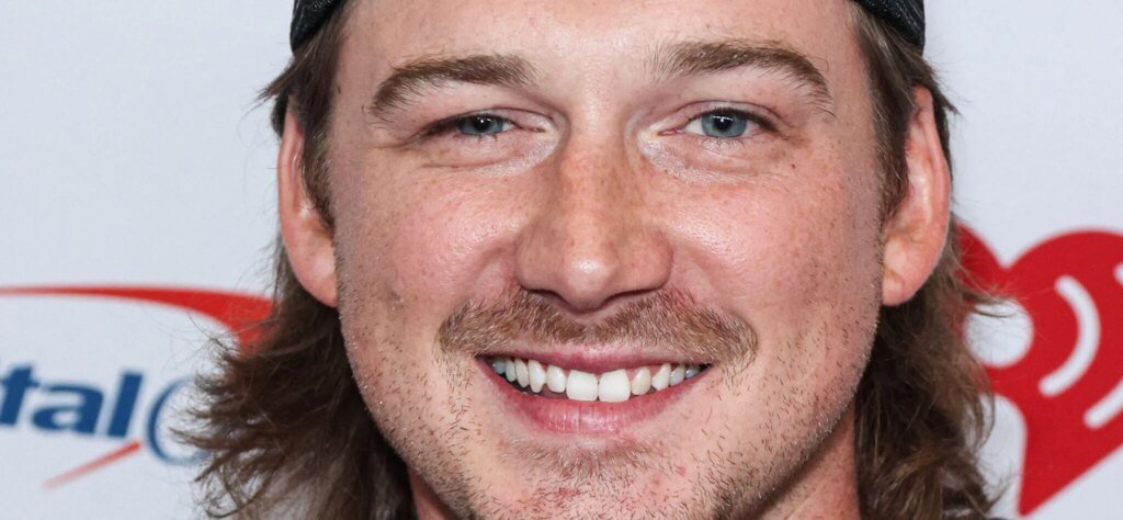 Morgan Wallen Fans Audibly Gasp After He Flipped A Piano
