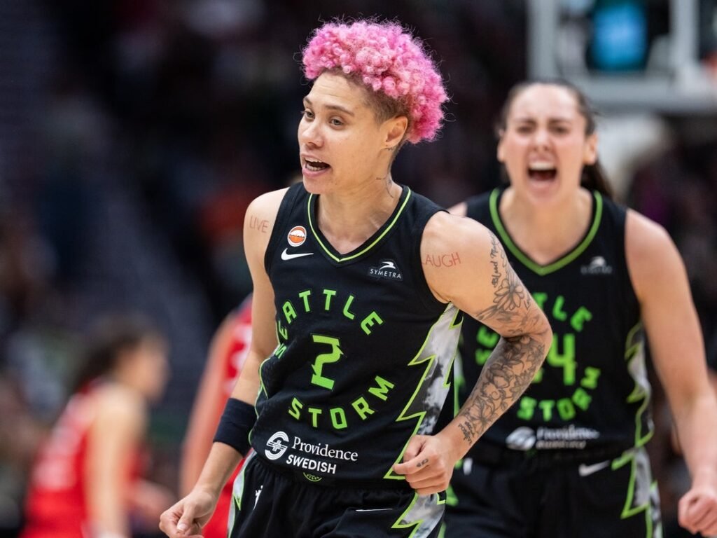 Natisha Hiedeman's 24 points lead Storm over Mystics