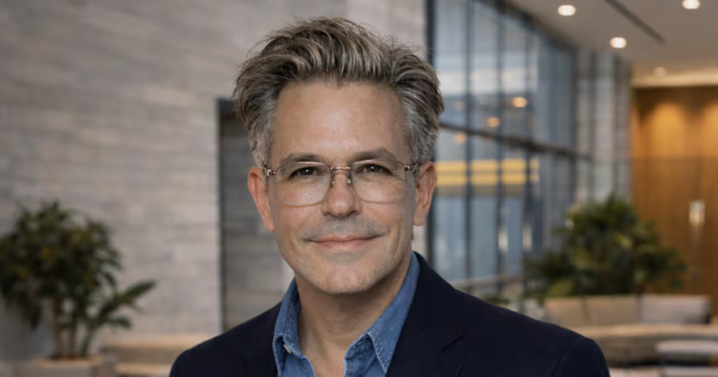 Old Navy Appoints Retail Veteran Michael Francis as Chief Customer Officer