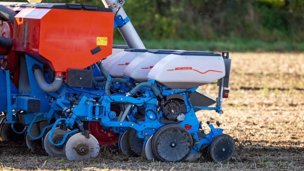 PTx vConnect | Drive: control eléctrico de precisión para agricultores PTx vConnect | Drive: control eléctrico de precisión para agricultores