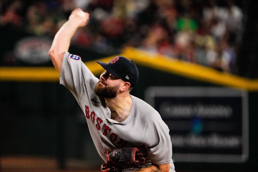 Padres' Lucas Giolito ready to feel 'normal' in debut vs. Mariners