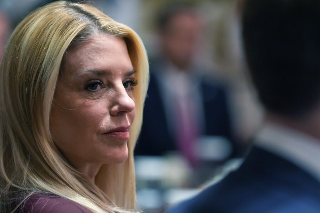 Pam Bondi recovering from thyroid cancer treatment Pam Bondi recovering from thyroid cancer treatment