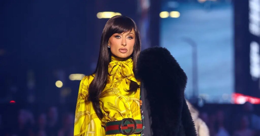 Paris Hilton Is Unrecognizable With Brunette Bangs on Runway