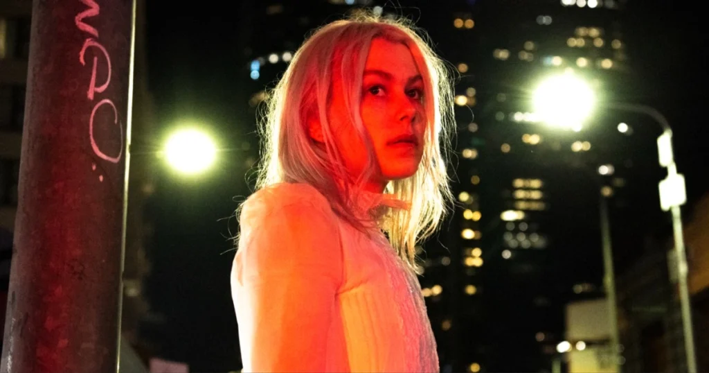 Phoebe Bridgers debuts new music at first solo concert in three years