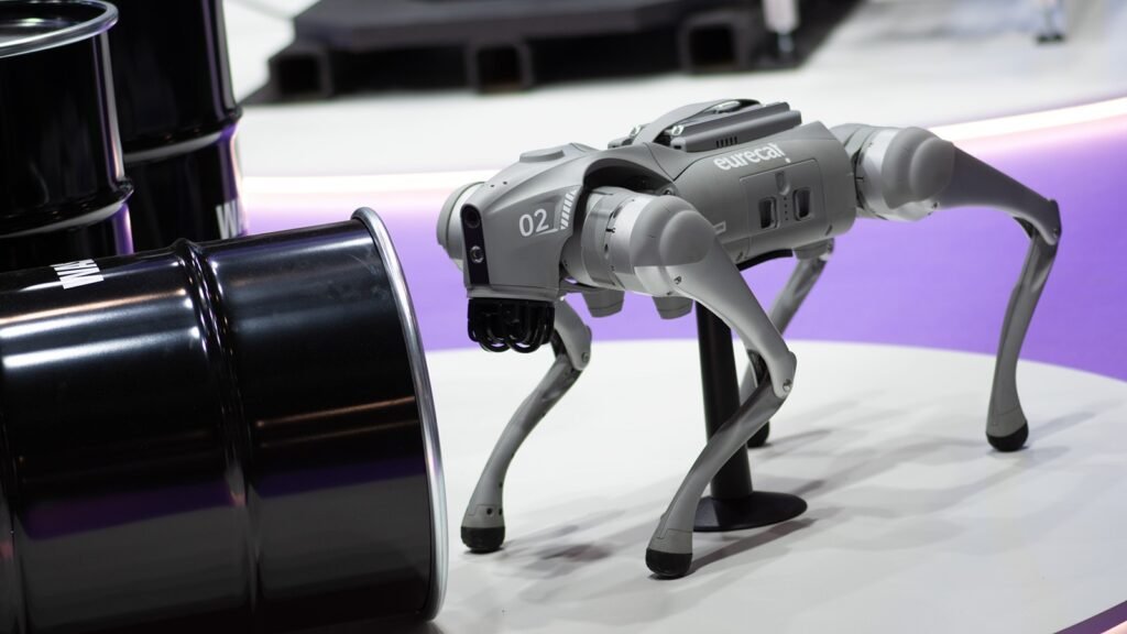 Presentan robots cuadrúpedos autónomos para la inspección de instalaciones industriales