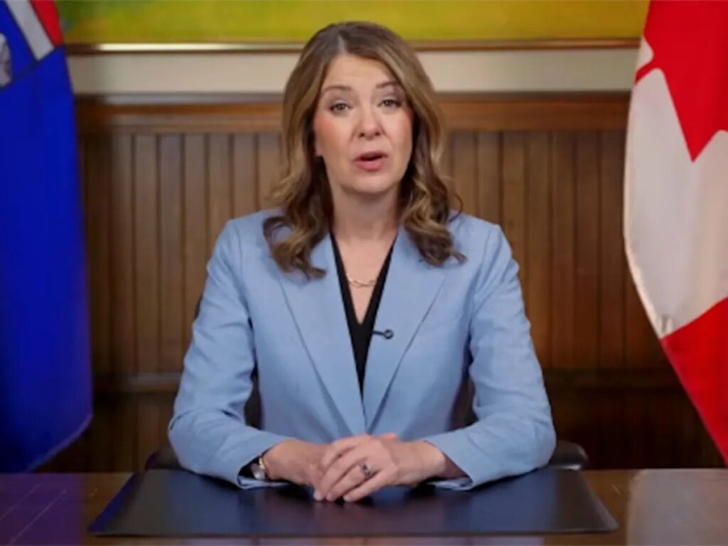 Read Danielle Smith's entire speech putting a separation question to voters