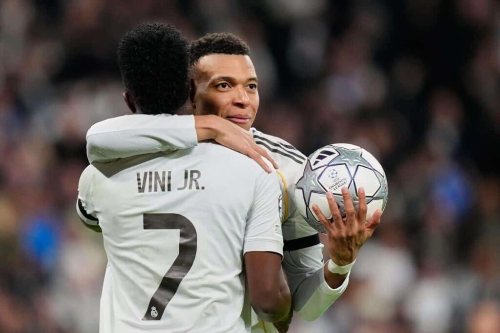 Real Madrid legend calls for ailing Spanish giants to sell one of Kylian Mbappe or Vinicius Jr