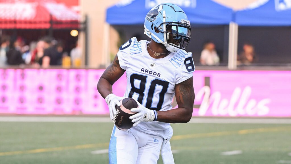 Receiver DaVaris Daniels announces retirement