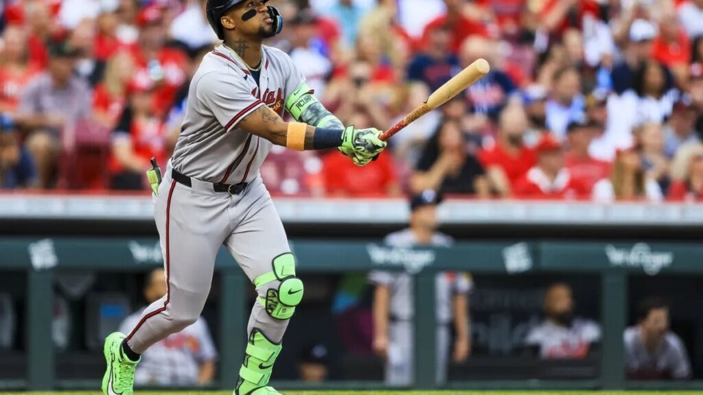 Red-hot Ronald Acuna Jr. homers twice to lead Braves past Reds