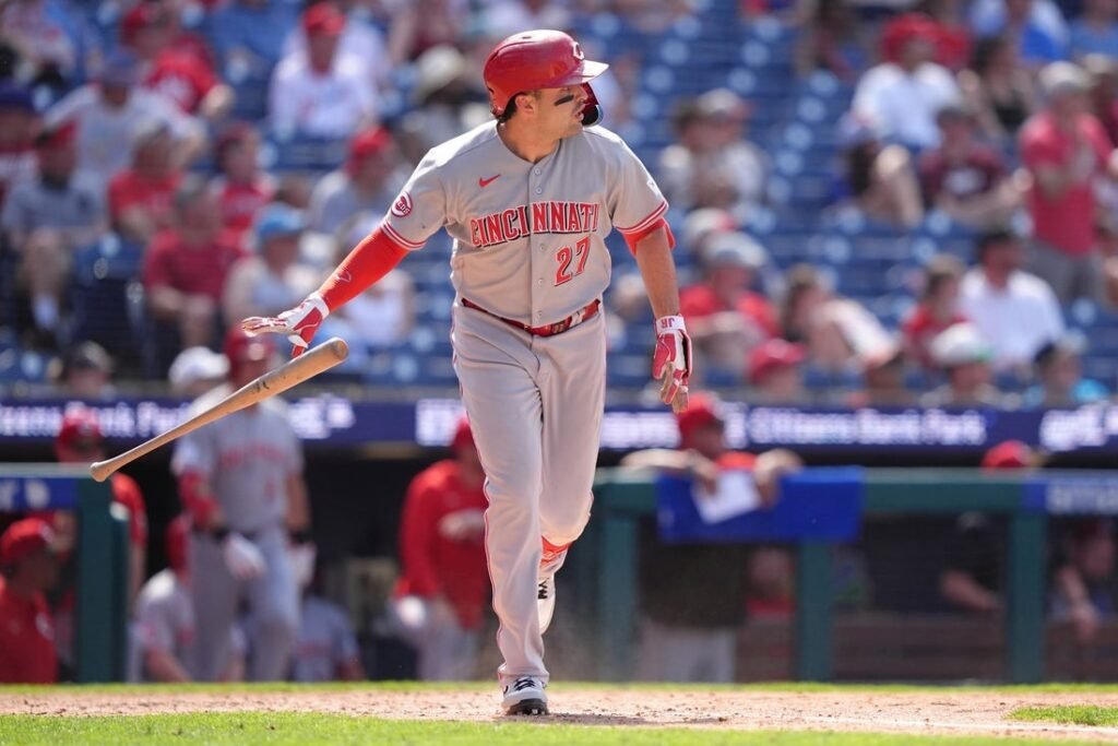 Reds aim for consistency in series opener vs. Cardinals