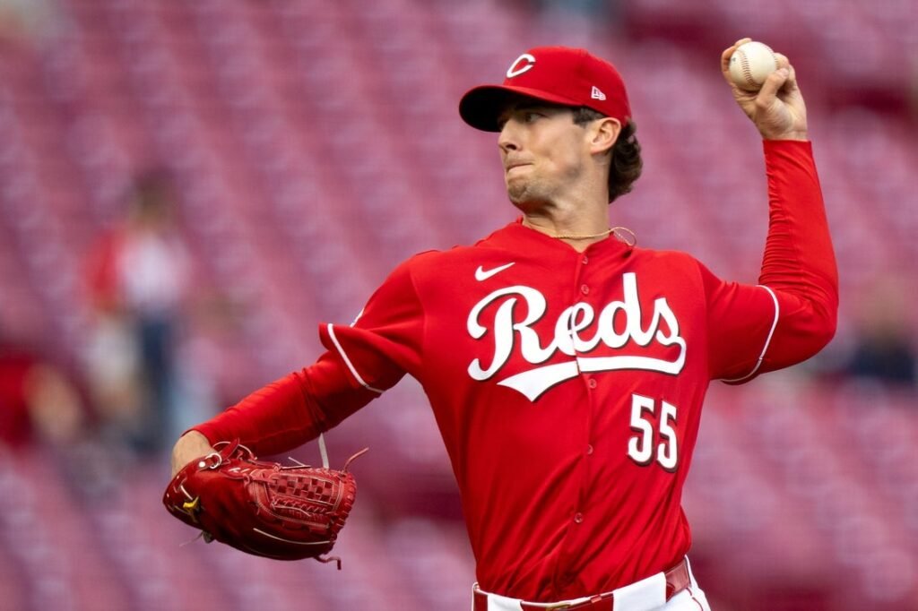 Reds place LHP Brandon Williamson (shoulder) on 15-day injured list Reds place LHP Brandon Williamson (shoulder) on 15-day injured list