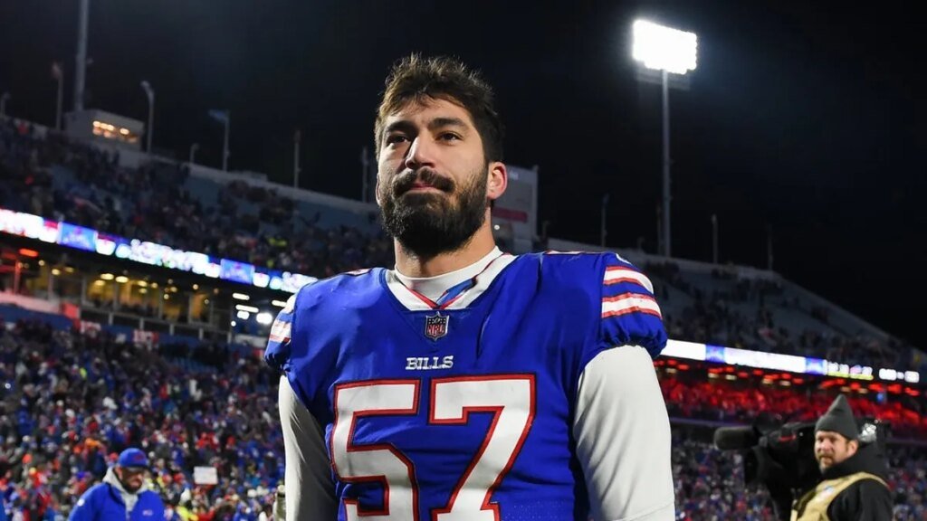 Report: Bears worked out veteran DE A.J. Epenesa Report: Bears worked out veteran DE A.J. Epenesa