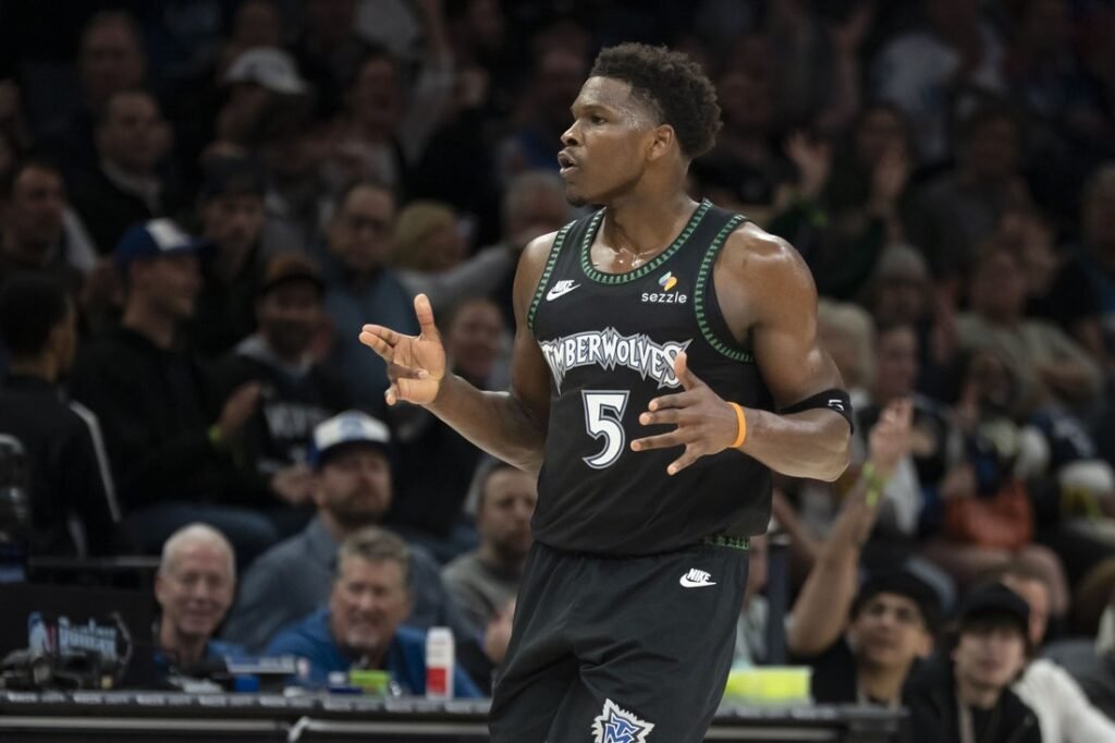 Report: Playing status of Wolves' Anthony Edwards still unclear