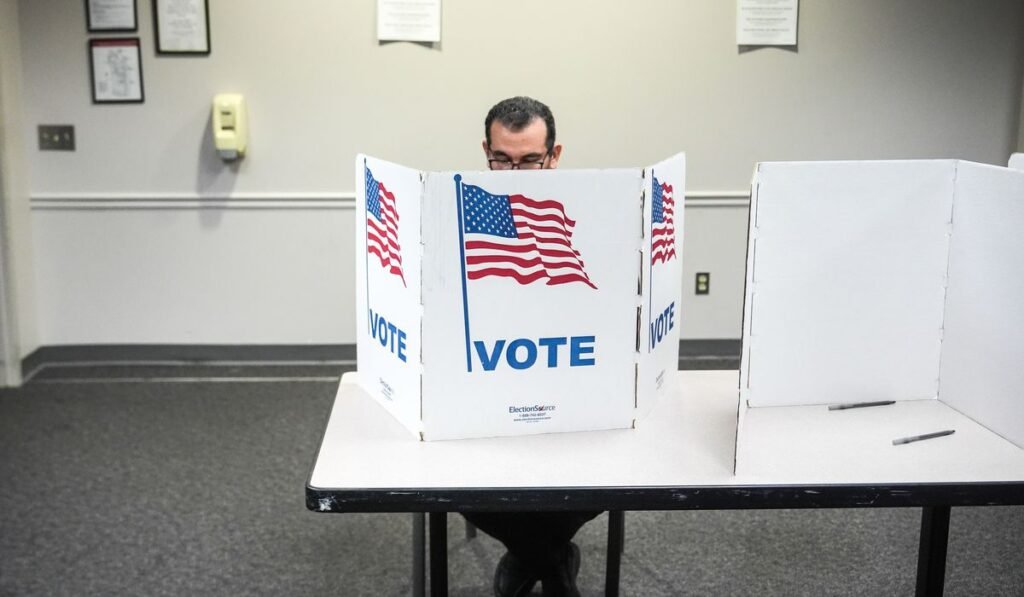 Republicans on path to double-digit lead in redistricting fight Republicans on path to double-digit lead in redistricting fight