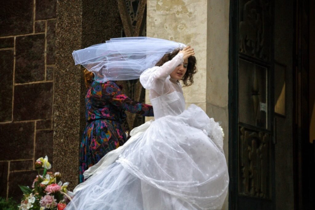 Review: Orange Flavoured Wedding - Cineuropa