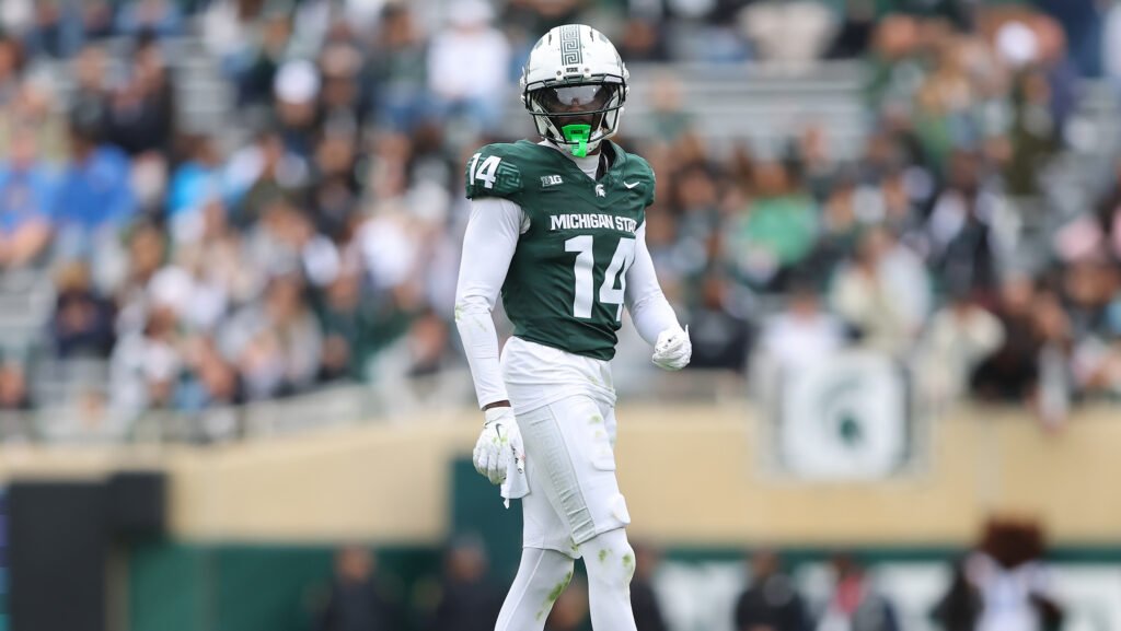 Riders sign National defensive back Malcolm Bell