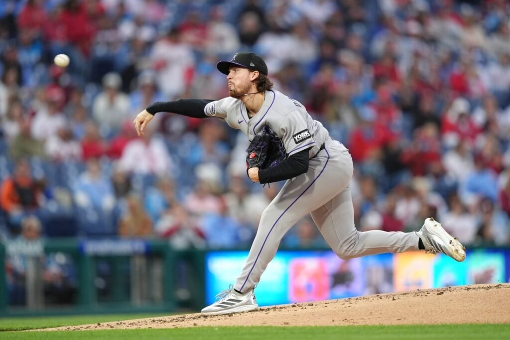 Rockies blow 6-run lead before beating Phillies in 11