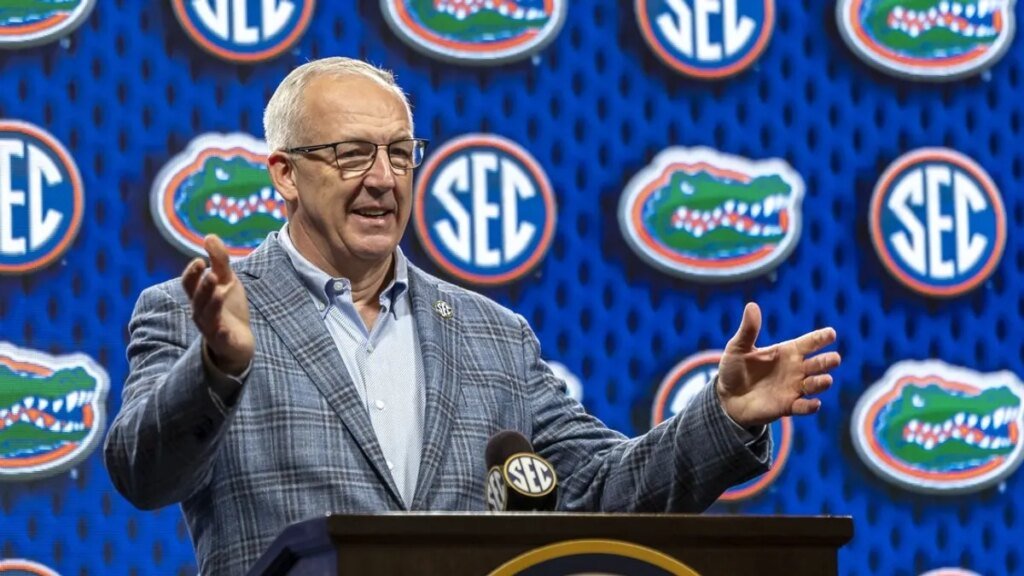 SEC Commissioner: No imminent decision on expanded CFP in works SEC Commissioner: No imminent decision on expanded CFP in works