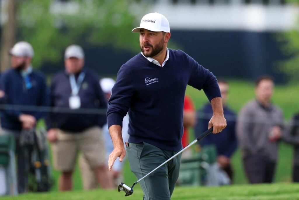 Scottie Scheffler among 7 leading PGA as Aronimink bares its teeth Scottie Scheffler among 7 leading PGA as Aronimink bares its teeth