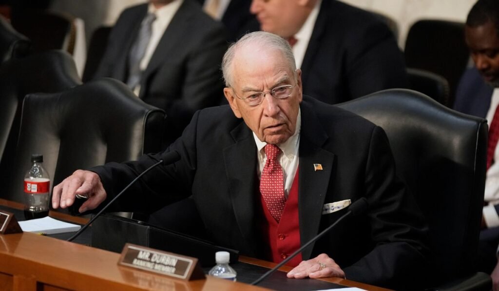 Sen. Grassley to hold June hearing with Big Tech CEOs on child online safety Sen. Grassley to hold June hearing with Big Tech CEOs on child online safety