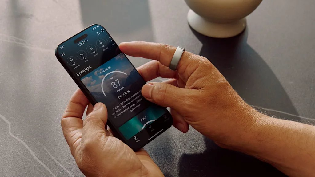 Smart rings compared: Oura, Samsung, and the no-fee newcomers Smart rings compared: Oura, Samsung, and the no-fee newcomers