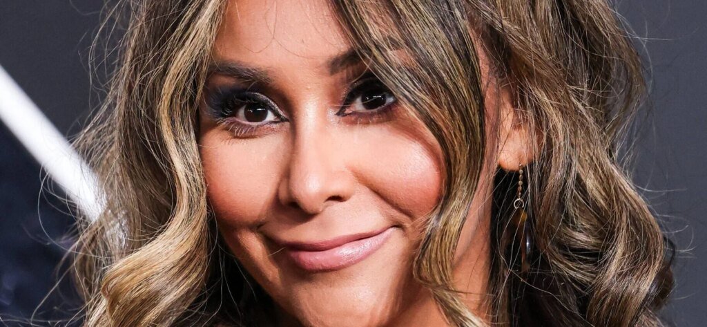 Snooki Says She ‘Couldn’t Breathe’ After Cosmetic Procedure Snooki Says She ‘Couldn’t Breathe’ After Cosmetic Procedure