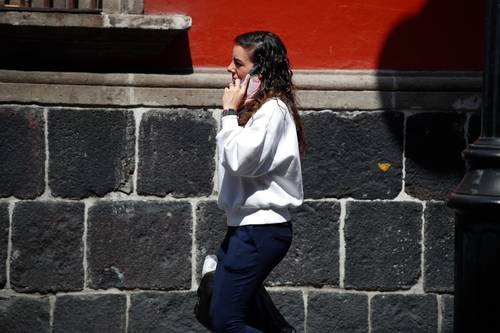 Sólo un tercio de las líneas de celular, vinculadas a la CURP Sólo un tercio de las líneas de celular, vinculadas a la CURP
