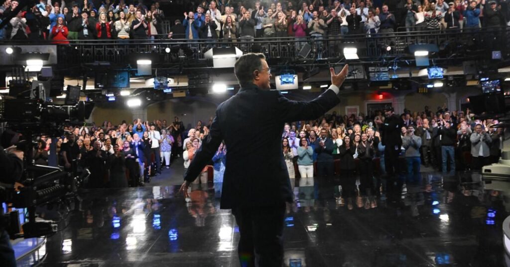Stephen Colbert hace la reverencia final en ‘The Late Show’ con Paul McCartney – Celebrity Land