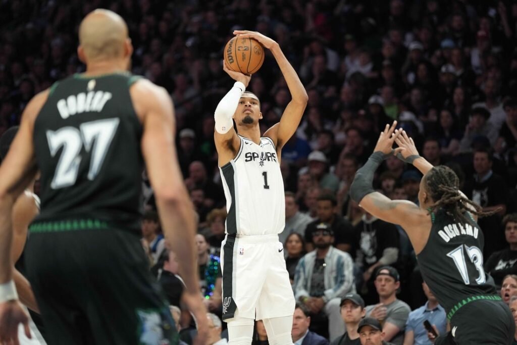 Stephon Castle, Spurs finish Wolves in Game 6, set date with Thunder Stephon Castle, Spurs finish Wolves in Game 6, set date with Thunder
