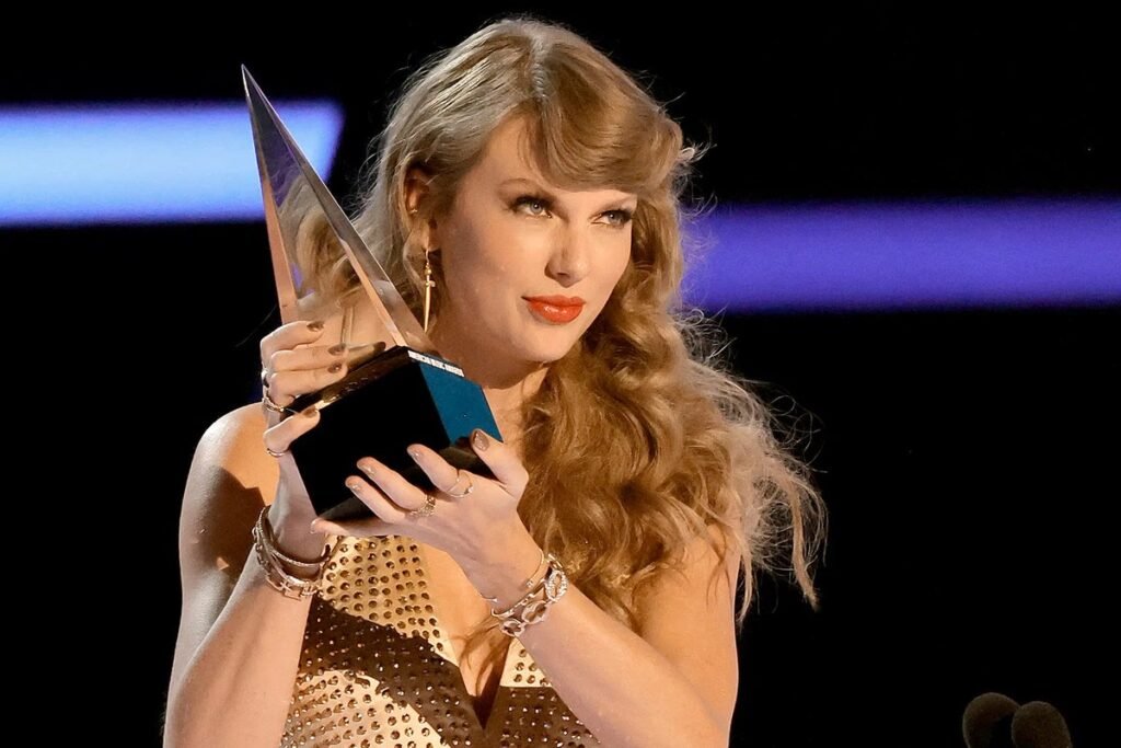 Taylor Swift Becomes First Artist To Claim Entire Top 14 Hot 100 Spots