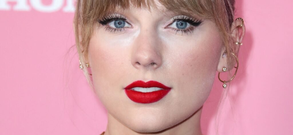 Taylor Swift Reportedly Doesn't Trust Travis Kelce's Dad