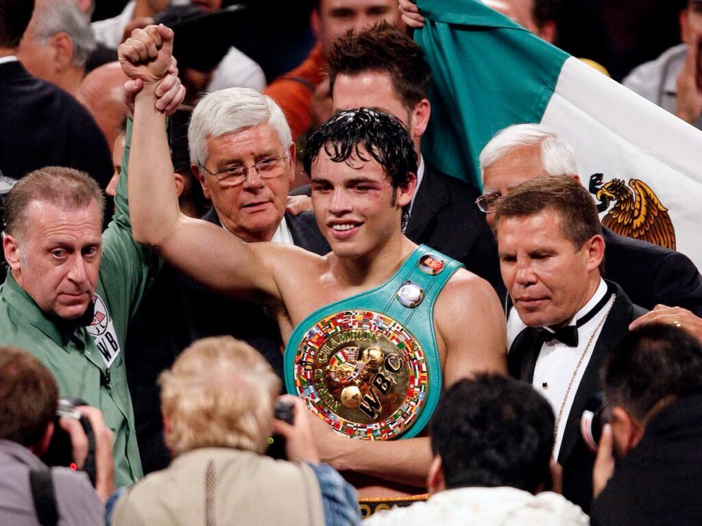 The Julio César Chávez family: Mexico’s most famous boxing dynasty faces a different kind of fight | International The Julio César Chávez family: Mexico’s most famous boxing dynasty faces a different kind of fight | International