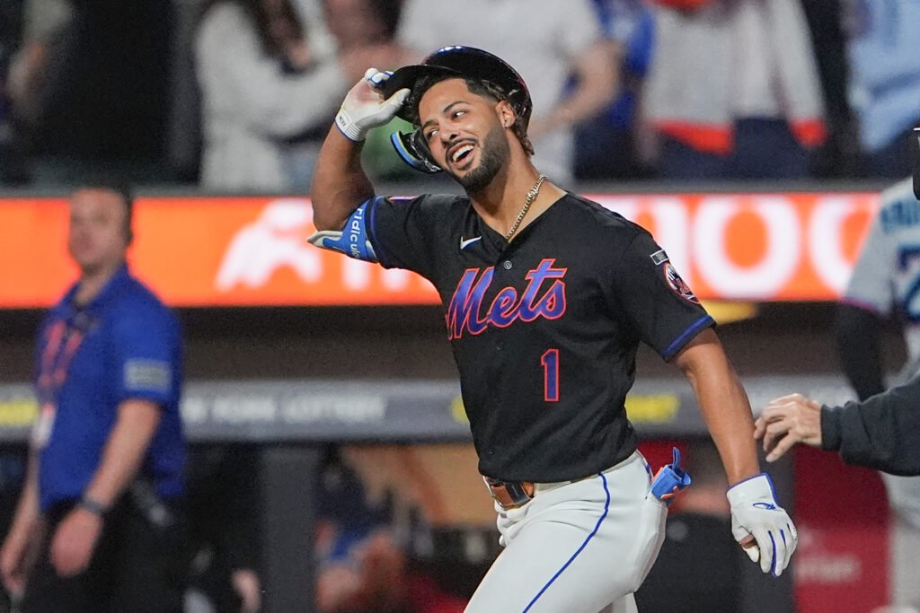 The Opener: Walkoffs, Crawford, Phillies, Dodgers The Opener: Walkoffs, Crawford, Phillies, Dodgers