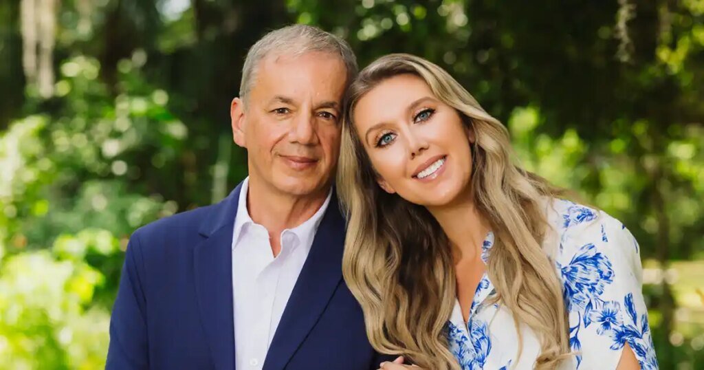 The Single Life’s Cortney, 34, Is Engaged to Phil, 66