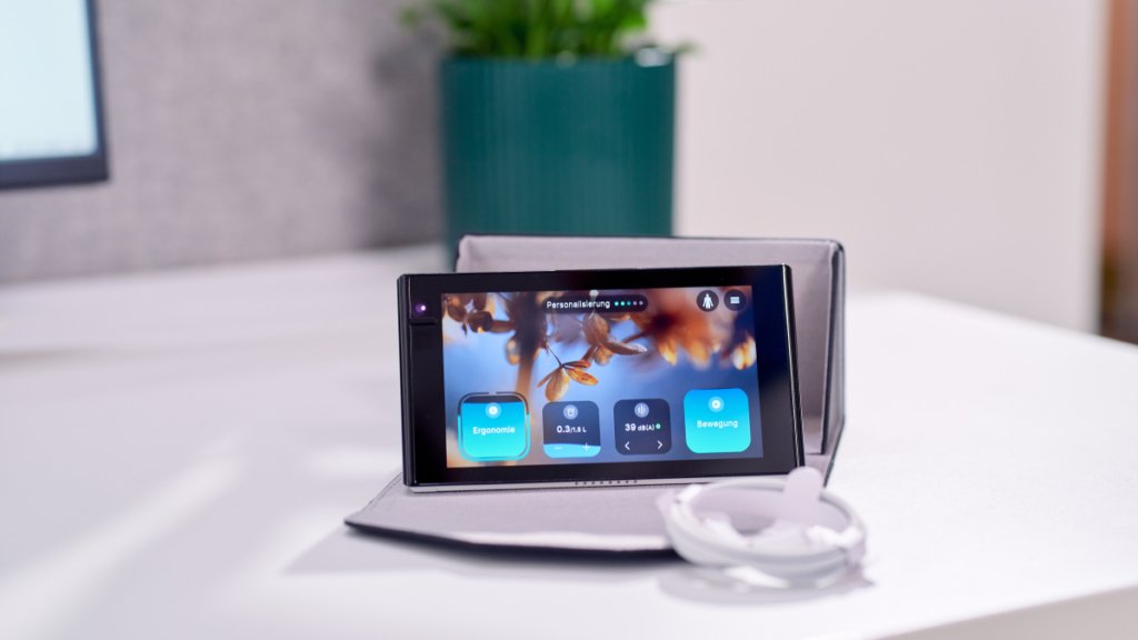 The offline desk gadget that actually got me to sit up straight The offline desk gadget that actually got me to sit up straight