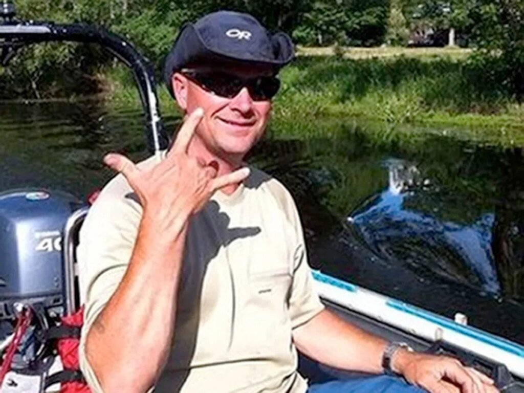 Toronto man who killed stranger at café is living in the community