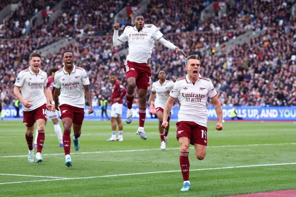Trossard hits late winner as Gunners edge closer to title Trossard hits late winner as Gunners edge closer to title